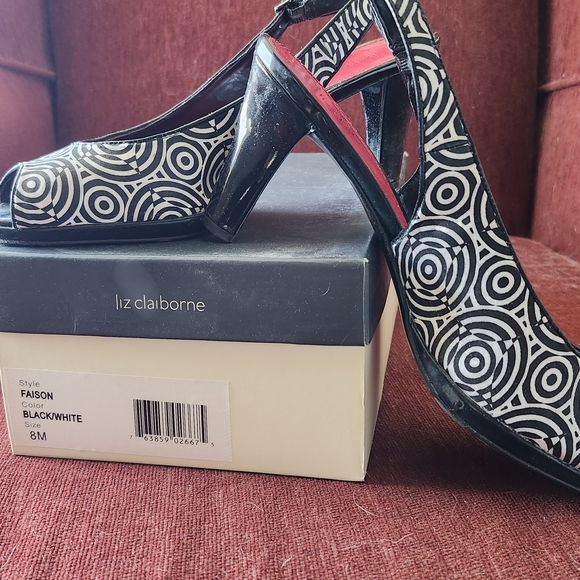 Liz Claiborne Black and White Geometric Peep Toe Heels - Picture 1 of 3